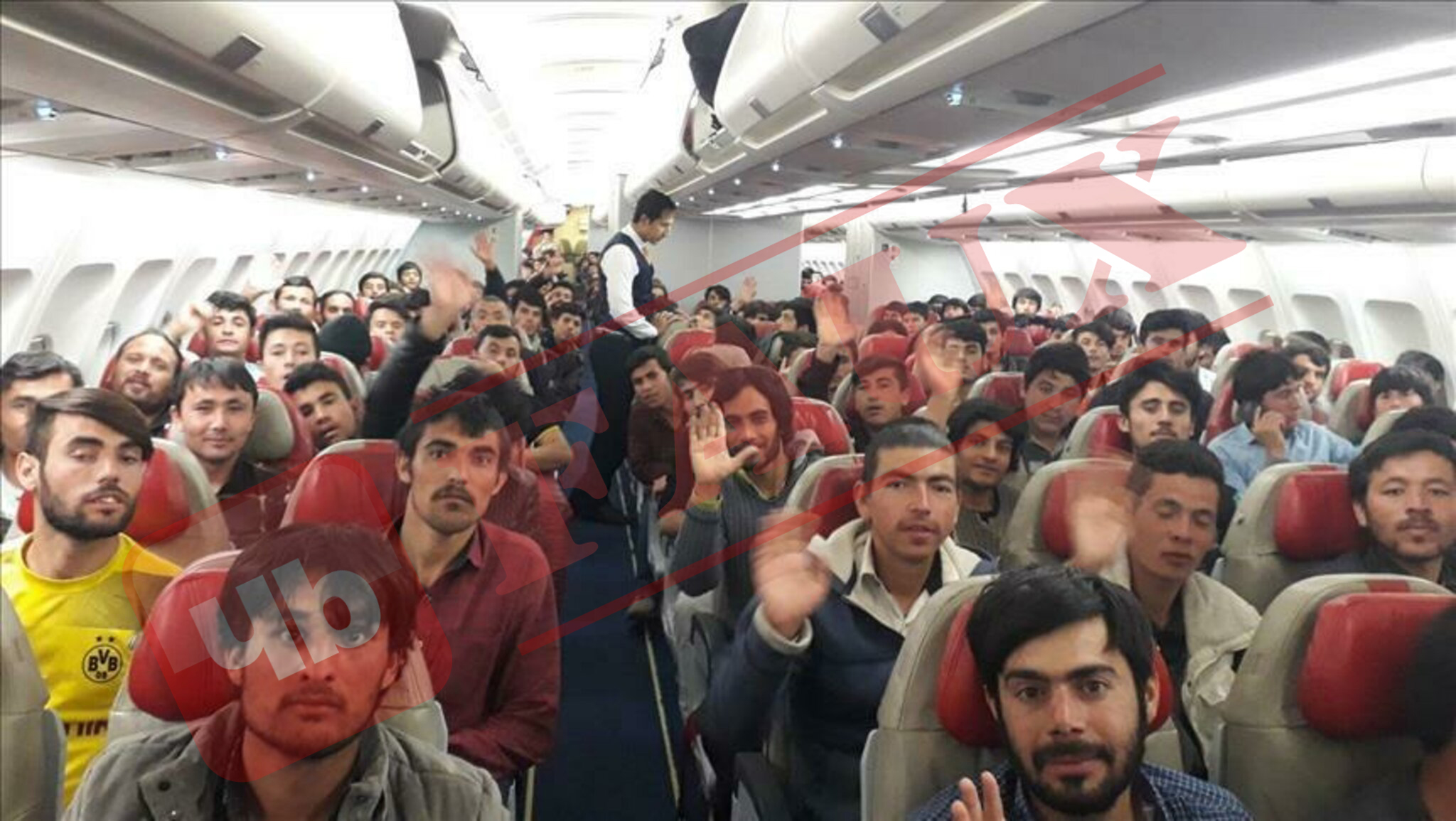Non, cette photo ne montre pas l'arrivée d'hommes Afghans vers la France